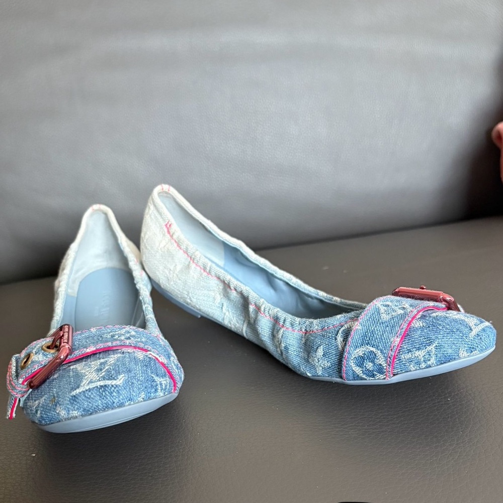 Louis Vuitton Flats